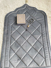 Load image into Gallery viewer, Minaret Royal Collection