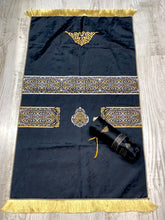 Load image into Gallery viewer, Printed Prayer Mats with Pouch and Tasbeeh
